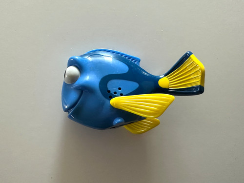 Figurine dory mcdonald s - dory,, mcdonald's
